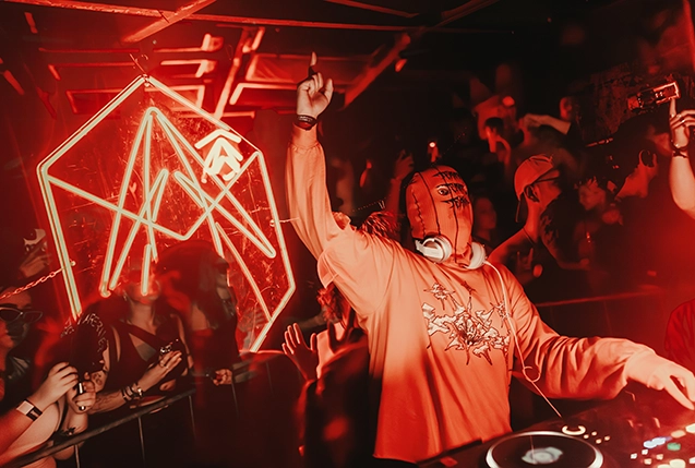 REDROOM – 31/10
